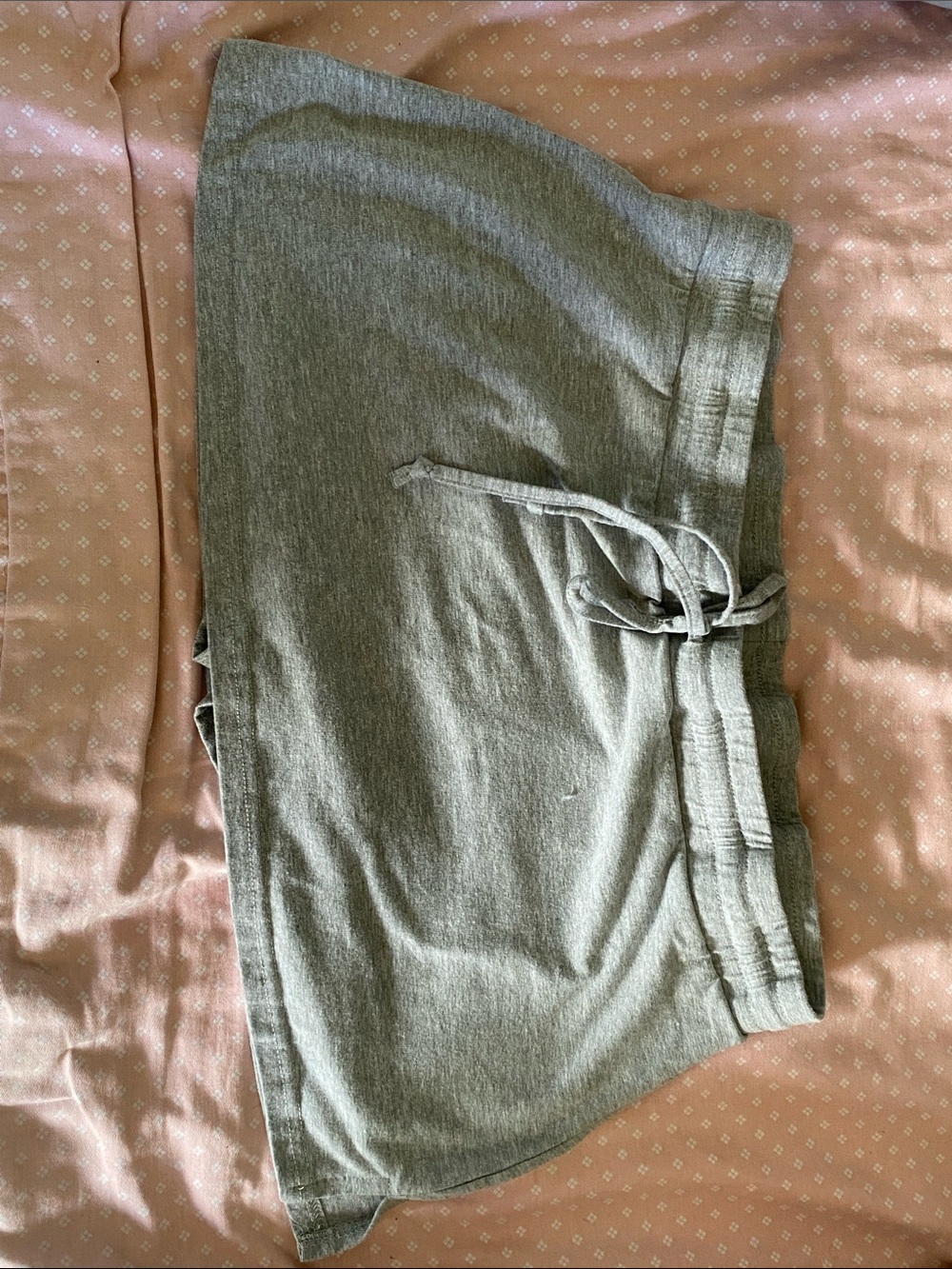 Forever 21 Gray Drawstring skirt🖤🖤